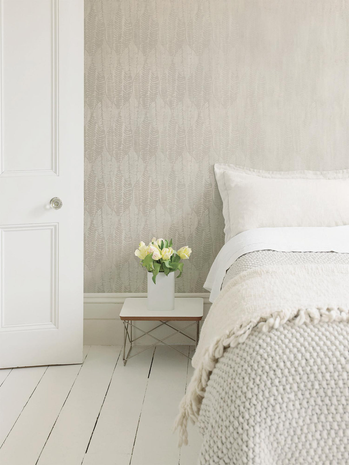 Galerie Wasabi Leaves Beige Wallpaper