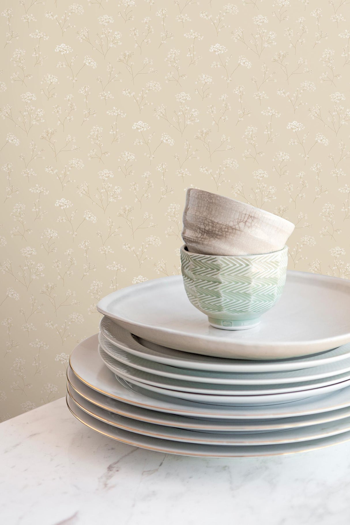 Galerie Cow Parsley Cream Wallpaper