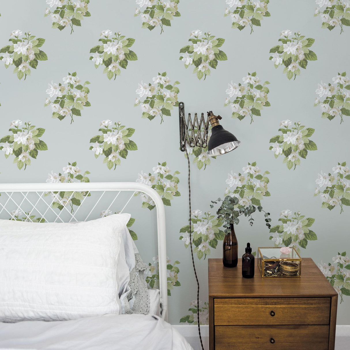 Galerie Classic Bouquet Blue Wallpaper