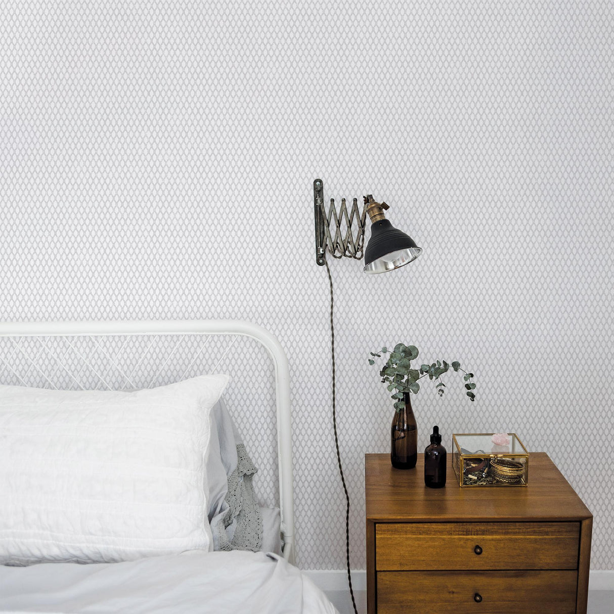 Galerie Double Links Silver Grey Wallpaper