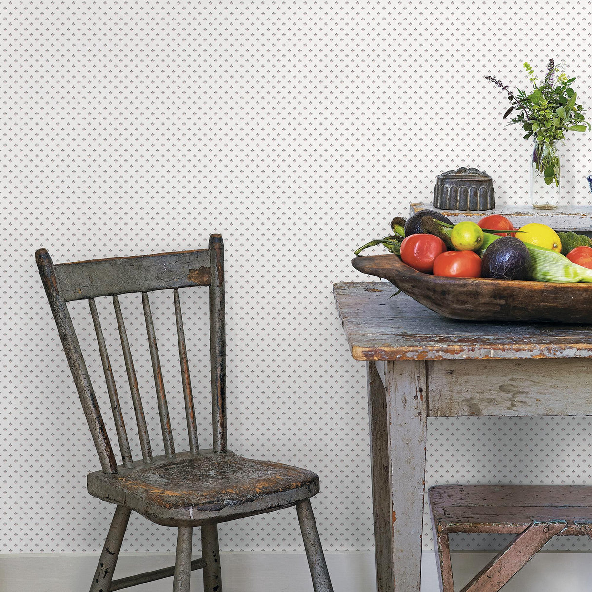 Galerie Tri Leaf Black Wallpaper