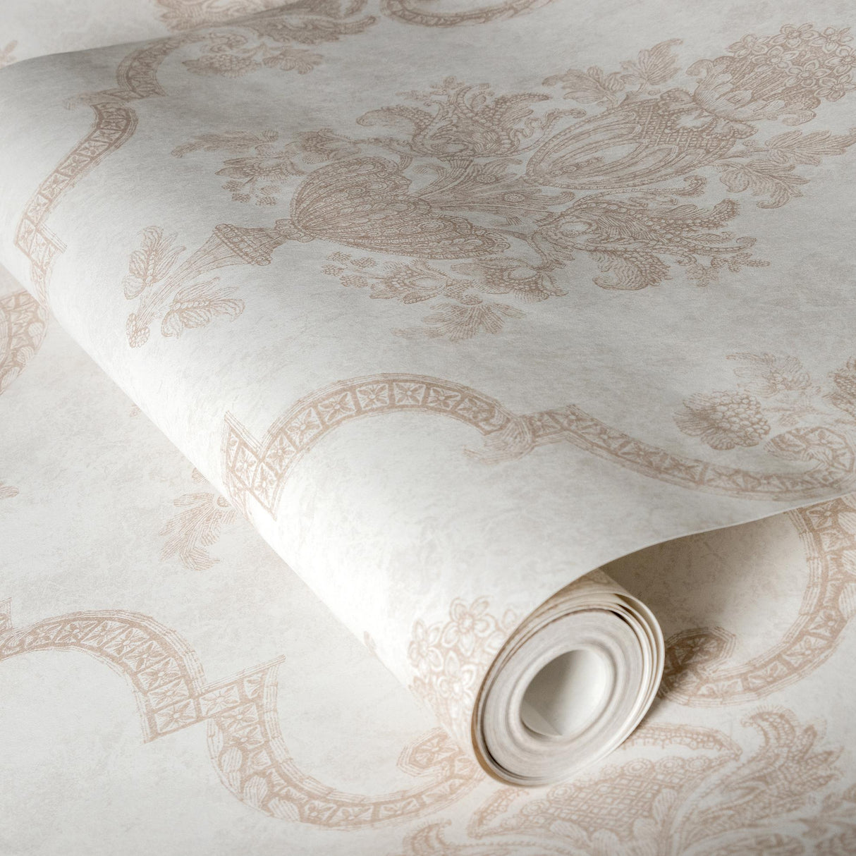 Galerie Porto Pink Wallpaper