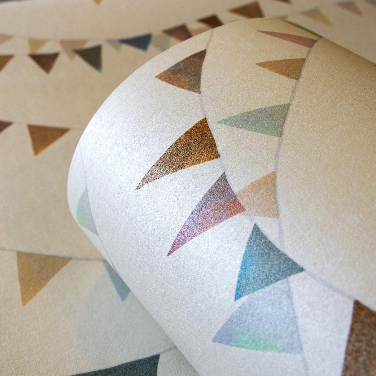 Galerie Garland Cream Wallpaper