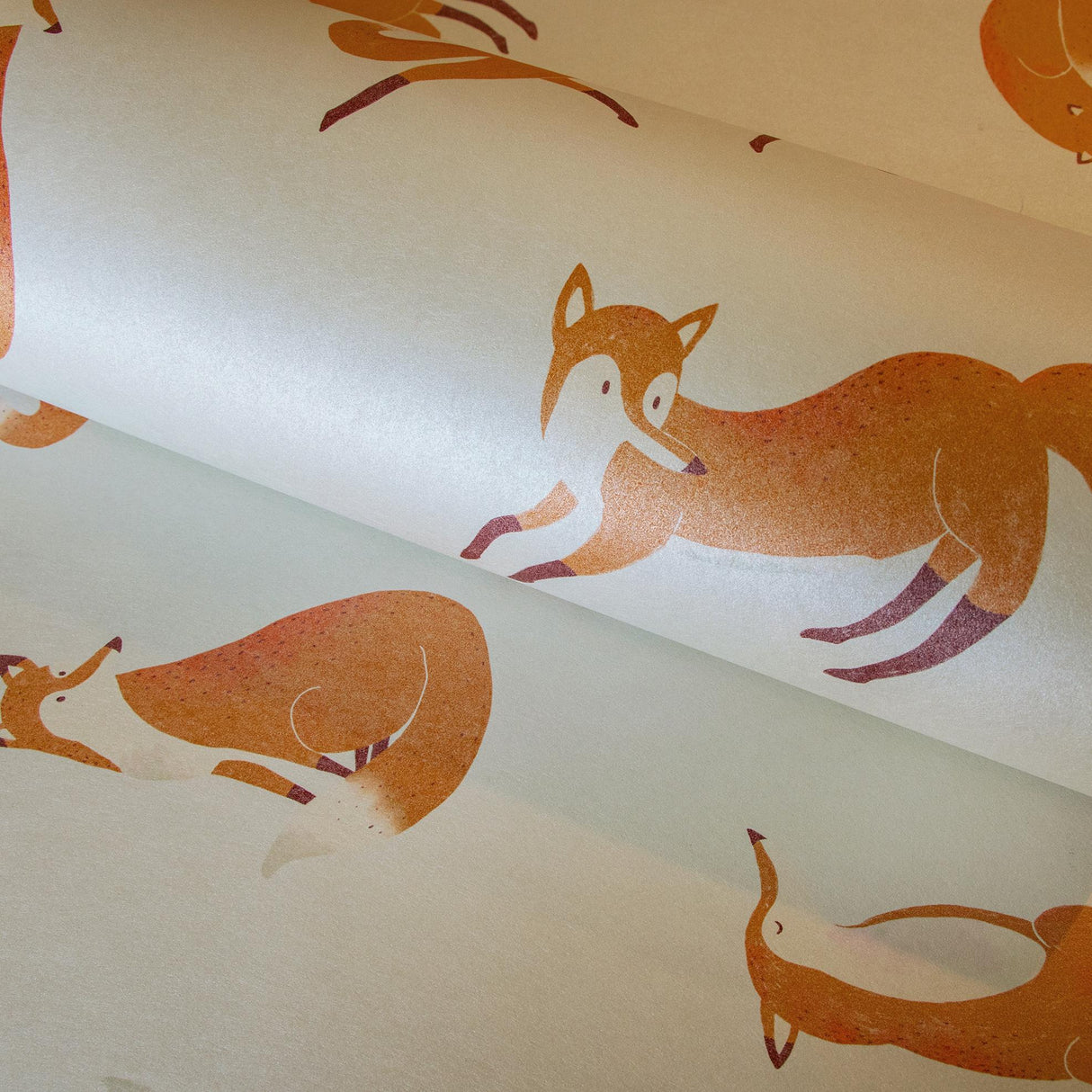 Galerie Friendly Foxes Cream Wallpaper