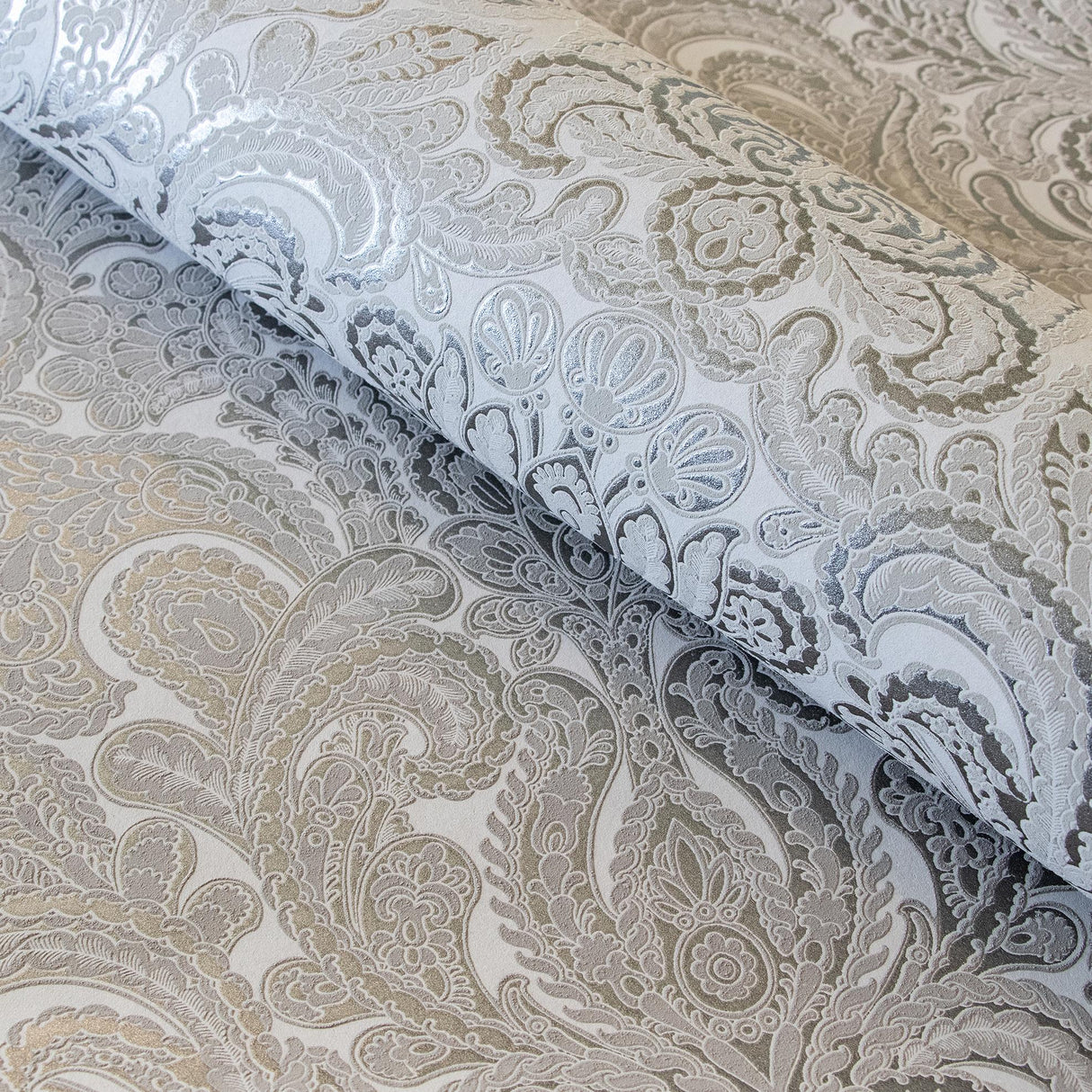 Galerie Ares Beige Wallpaper
