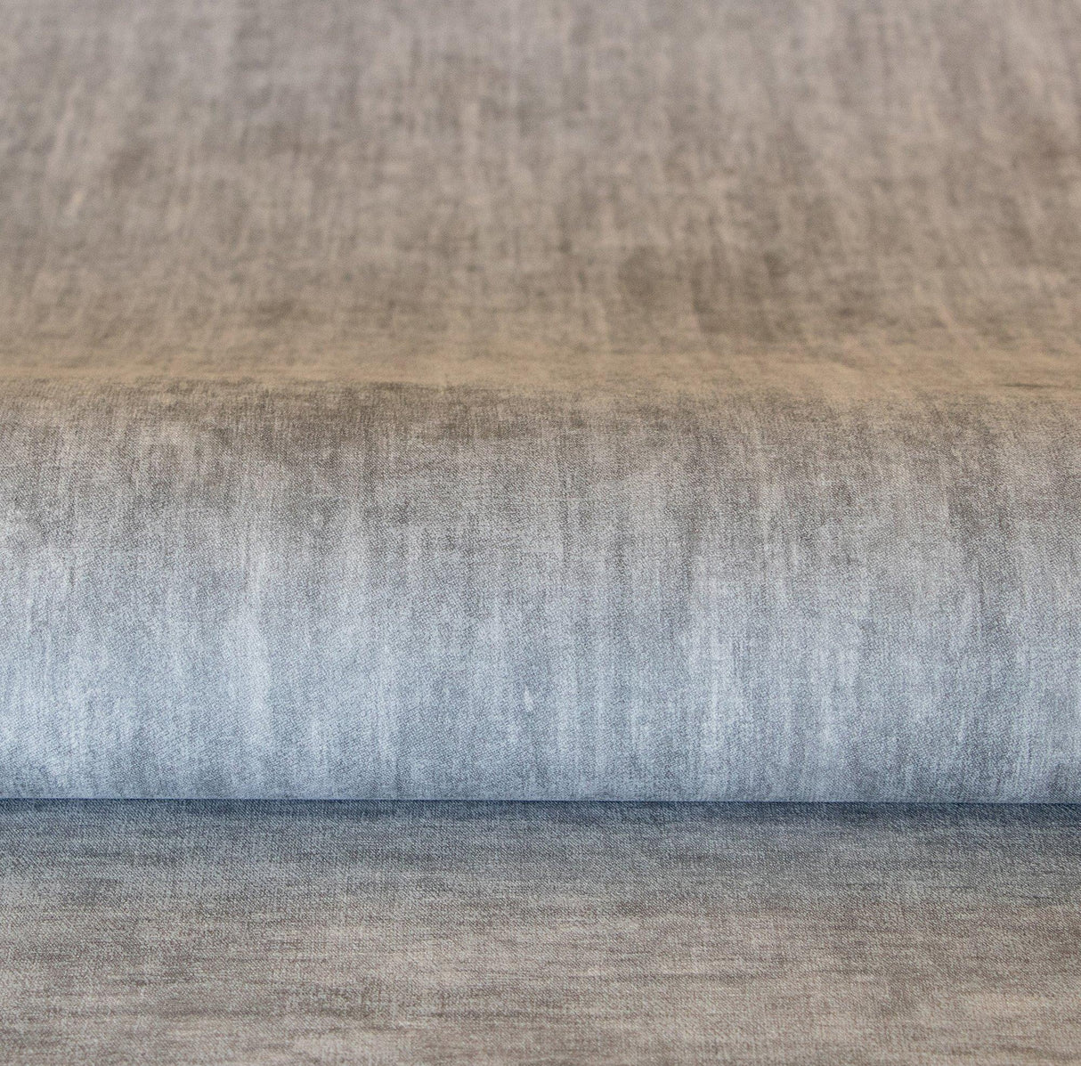 Galerie 26725 Tropical Tuvalu Silver Grey Wallpaper 26725 Silver Grey Wallpaper