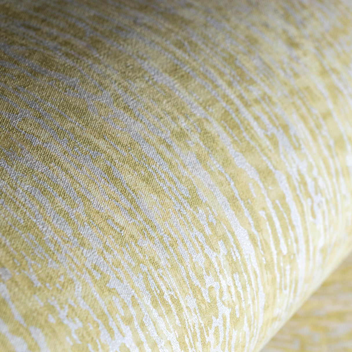 Galerie Base Gold Wallpaper