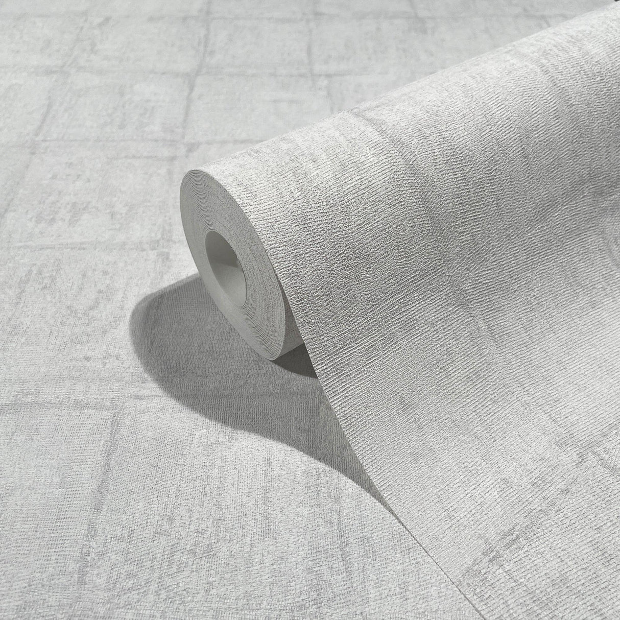 Galerie EN3396814 Eden Tile Silver Grey Wallpaper EN3396814 Silver Grey Wallpaper