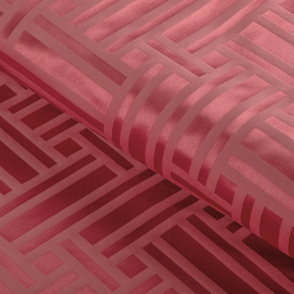 Brunschwig & Fils MARTEL WEAVE BERRY Fabric