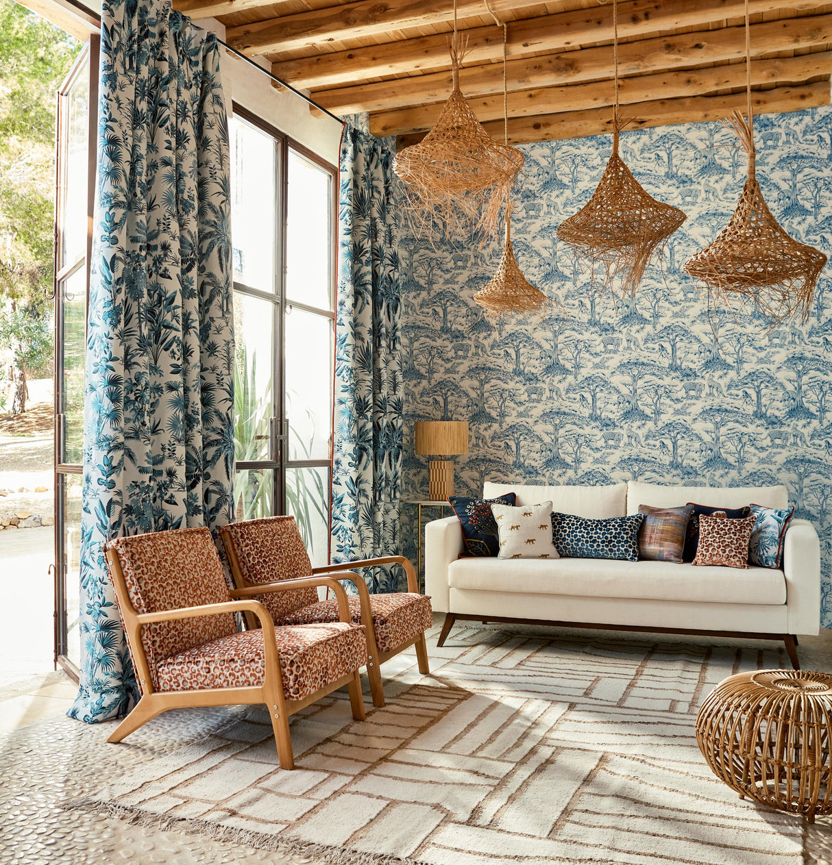 Clarke & Clarke KISUMU CARIBBEAN WP Wallpaper