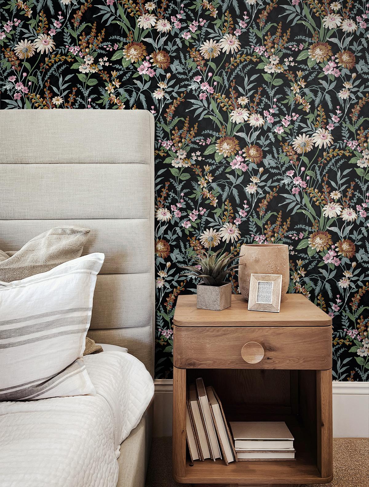Seabrook Vintage Floral Black Wallpaper