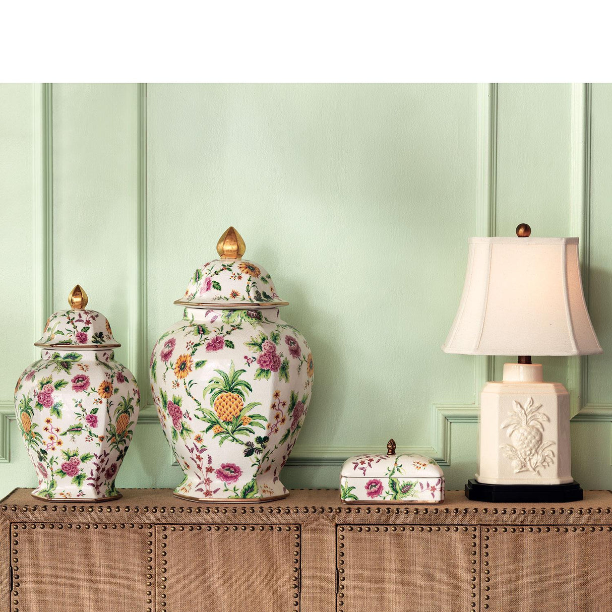 Williamsburg Portsmouth Pink/Green/White Box