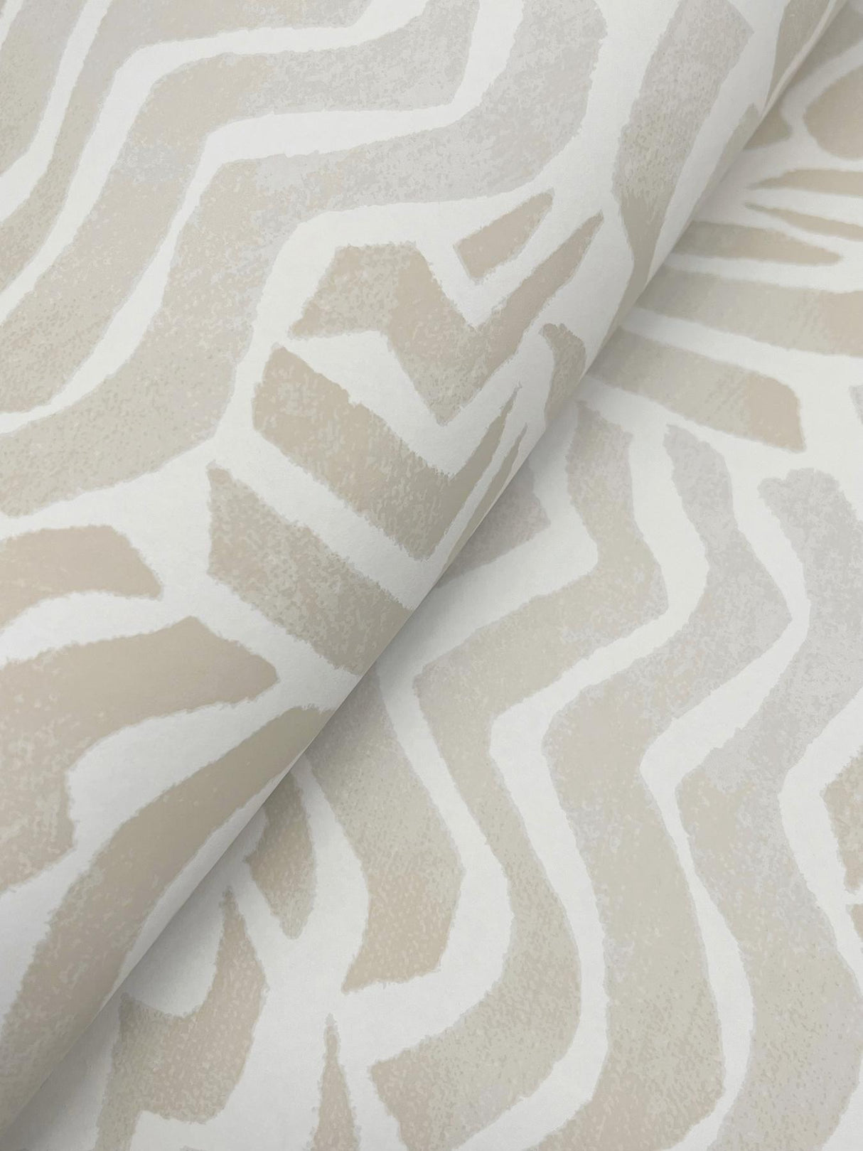 Lemieux et Cie Zora Wave Taupe Beige Wallpaper