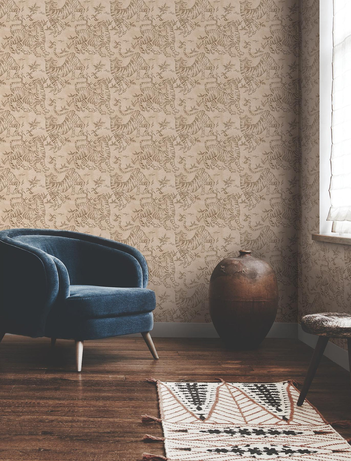 Lemieux et Cie Orly Tigers Blush Pink Wallpaper