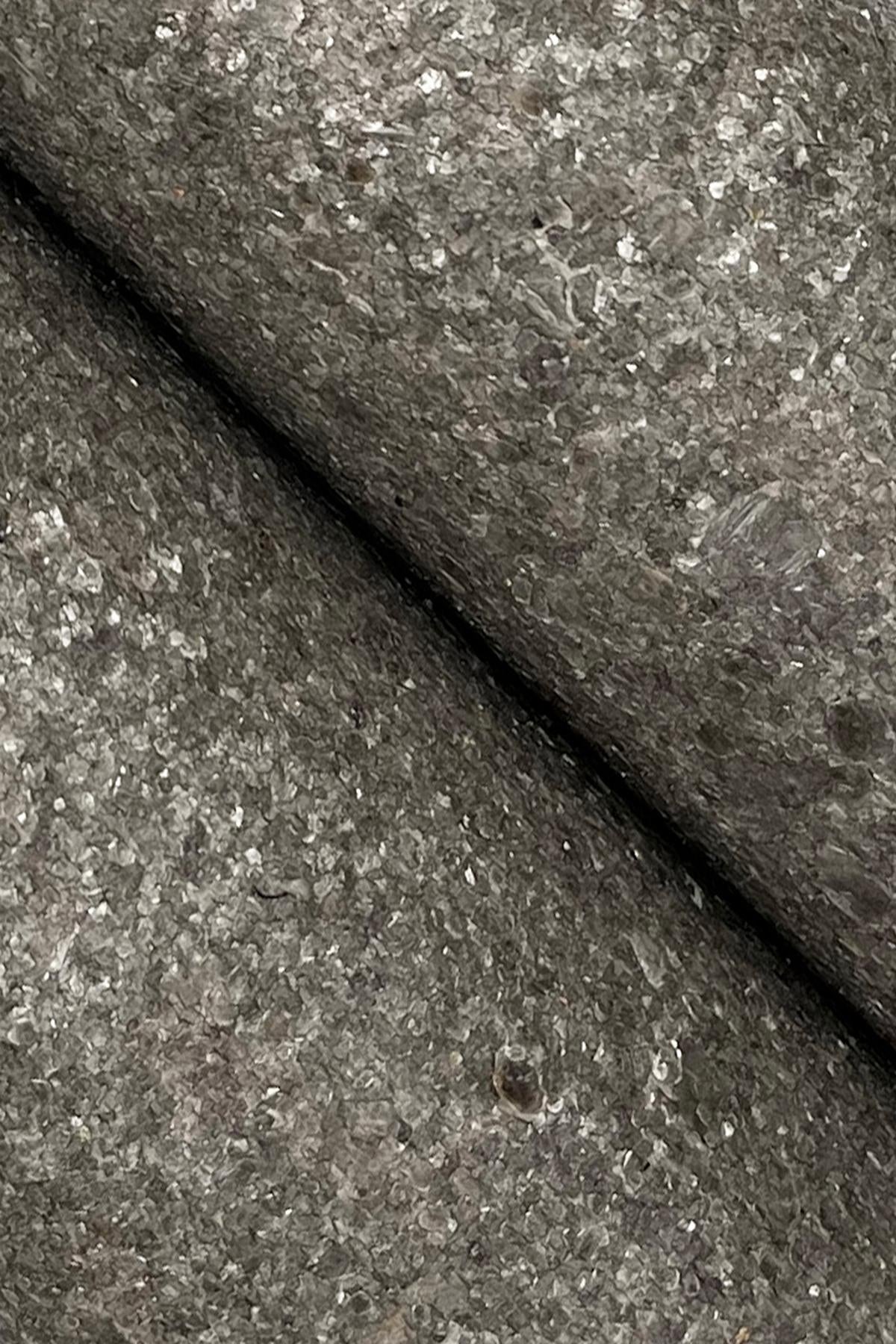 Ronald Redding Brilliant Mica Graphite Grey Wallpaper