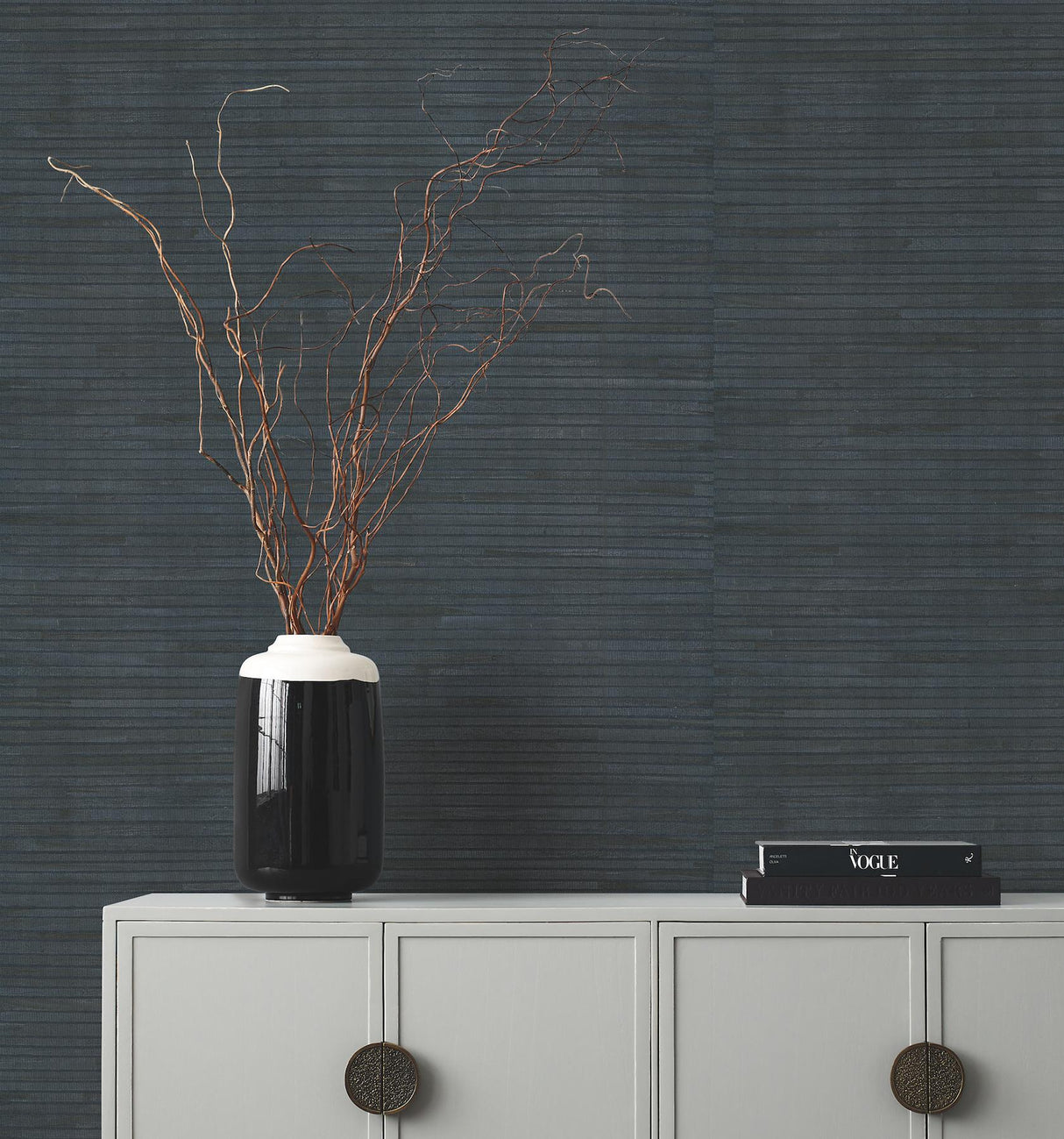 Ronald Redding Hyacinth Leaf Navy Black Wallpaper