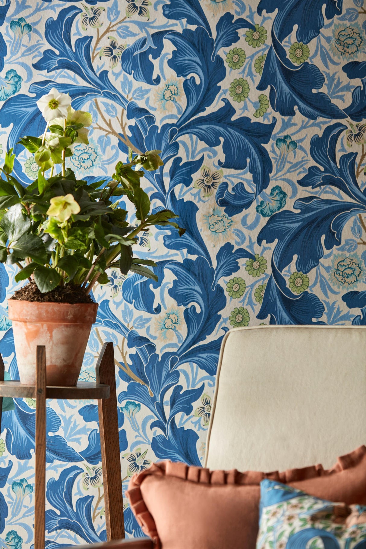 Morris & Co Paradise Blue Bedford Park Wallpapers Wallpaper