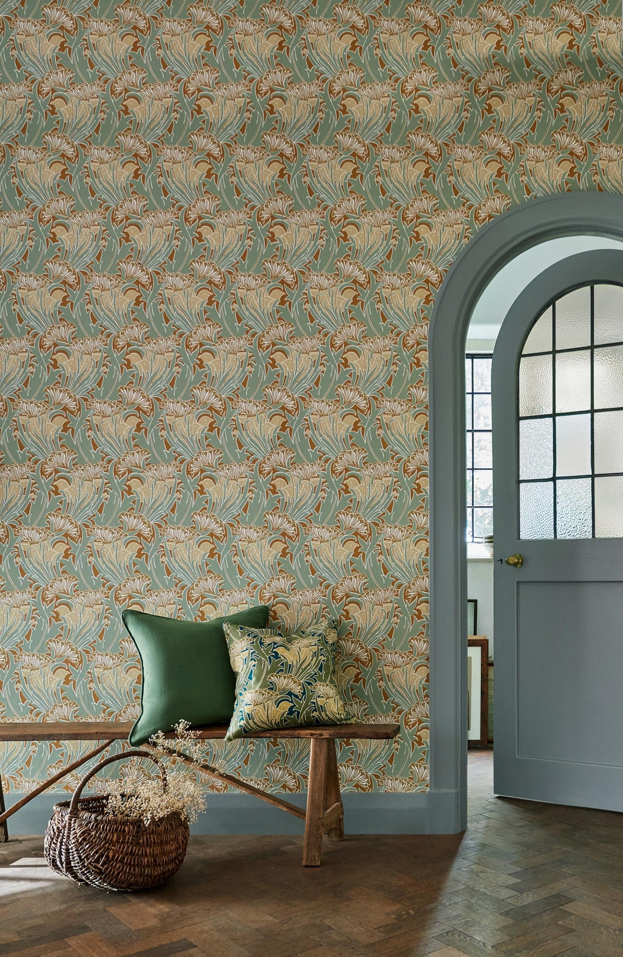 Morris & Co Tobacco/Pistachio Bedford Park Wallpapers Wallpaper