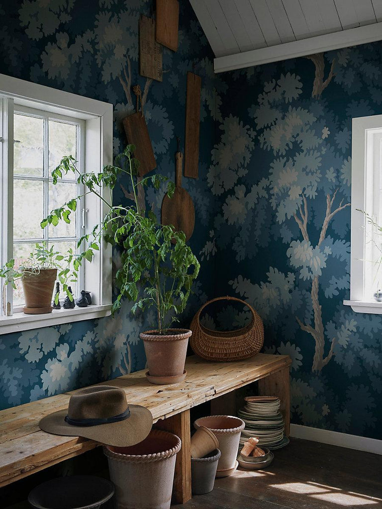 Sandberg Raphael Forest - Mural Midnight Blue Wallpaper