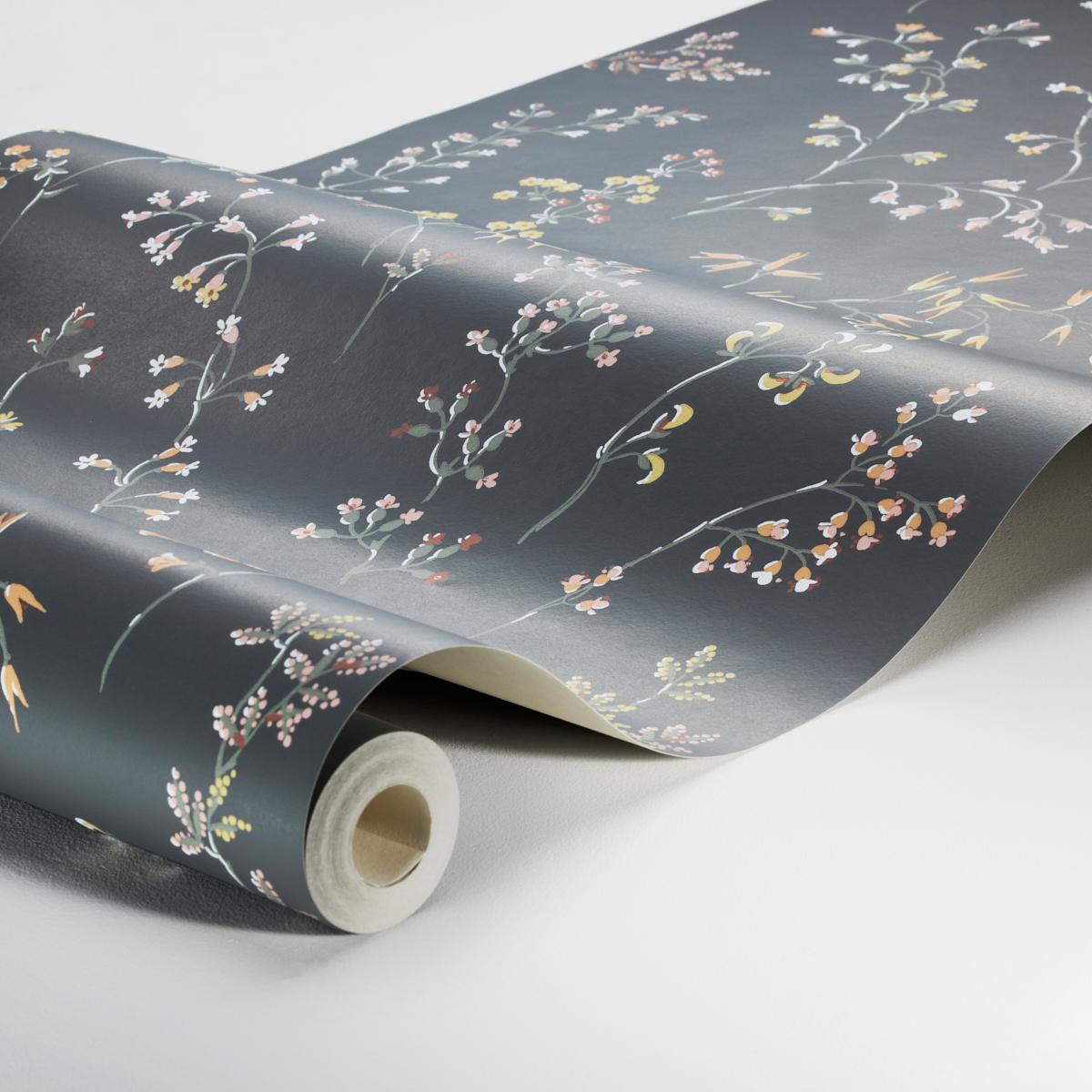 Borastapeter Grng Charcoal Wallpaper