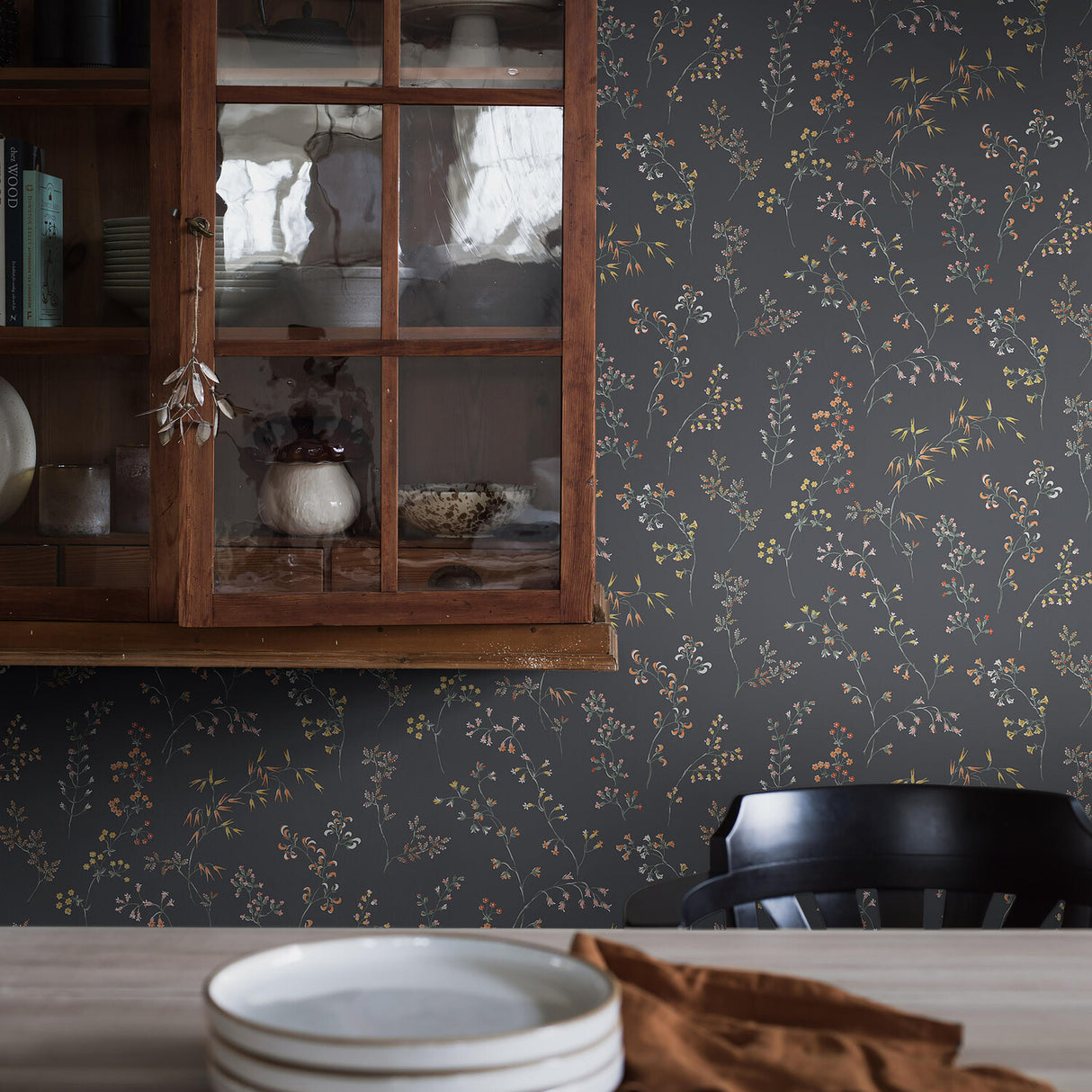 Borastapeter Grng Charcoal Wallpaper