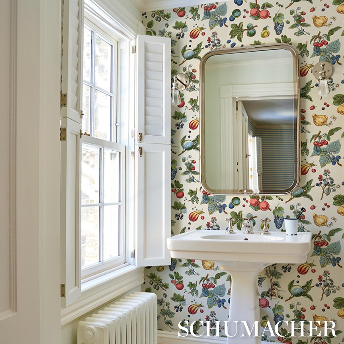 Schumacher Berry Grove Ivory Wallpaper – DecoratorsBest