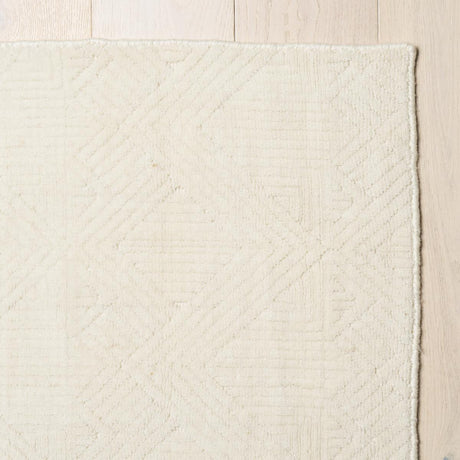 Schumacher Eggshell 0.92' x 1.25' Ravenna Rug