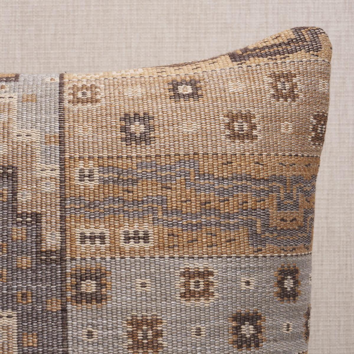 Schumacher Fog 22" x 22" Fairuza Flatweave Pillow