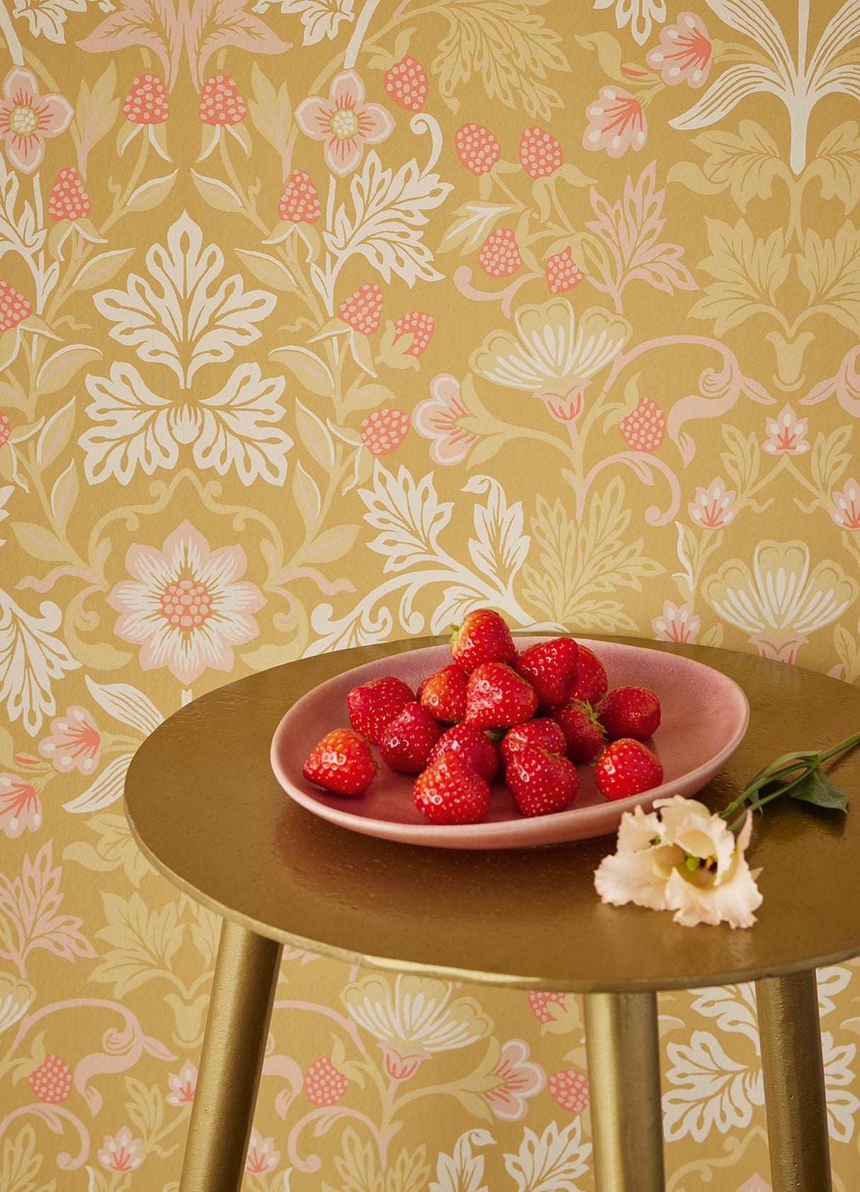 Brewster Home Fashions Lila Gold Strawberry Floral Wallpaper