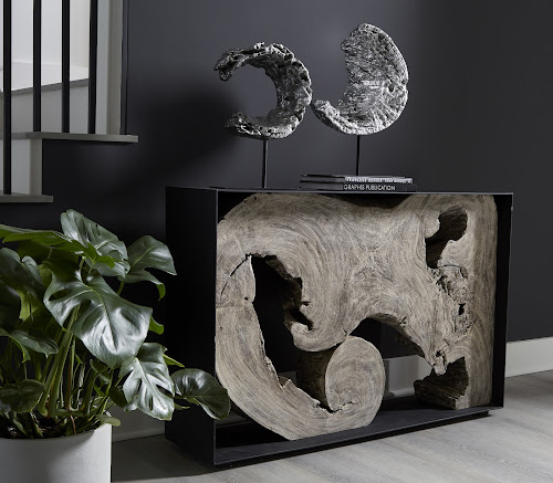 Phillips Collection Cast Eroded Wood Circle on Stand Silver Leaf Assorted Tabletop