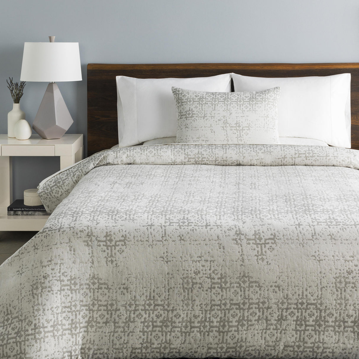 Surya Abstraction ASR-1000 88"W x 92"L,20"H x 26"W Bedding