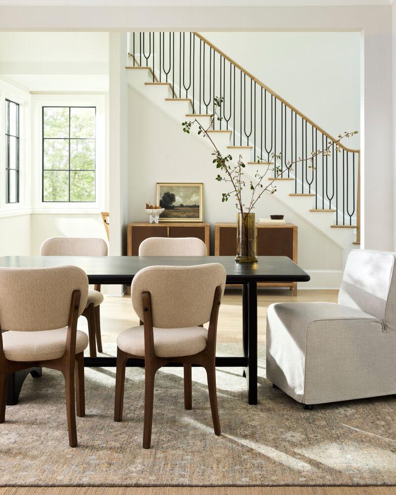Surya Bonner BNNR-001 33"H x 22"W x 30"D; 33"H x 22"W x 30"D Dining Table/Seating