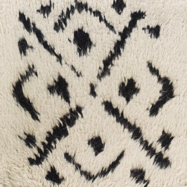 Surya Denali DEN-5000 5' x 8' Rug