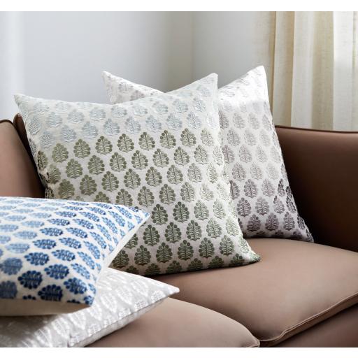 Surya Fabuleuse FBU-004 Light Beige Light Gray 22"H x 22"W Pillow Kit