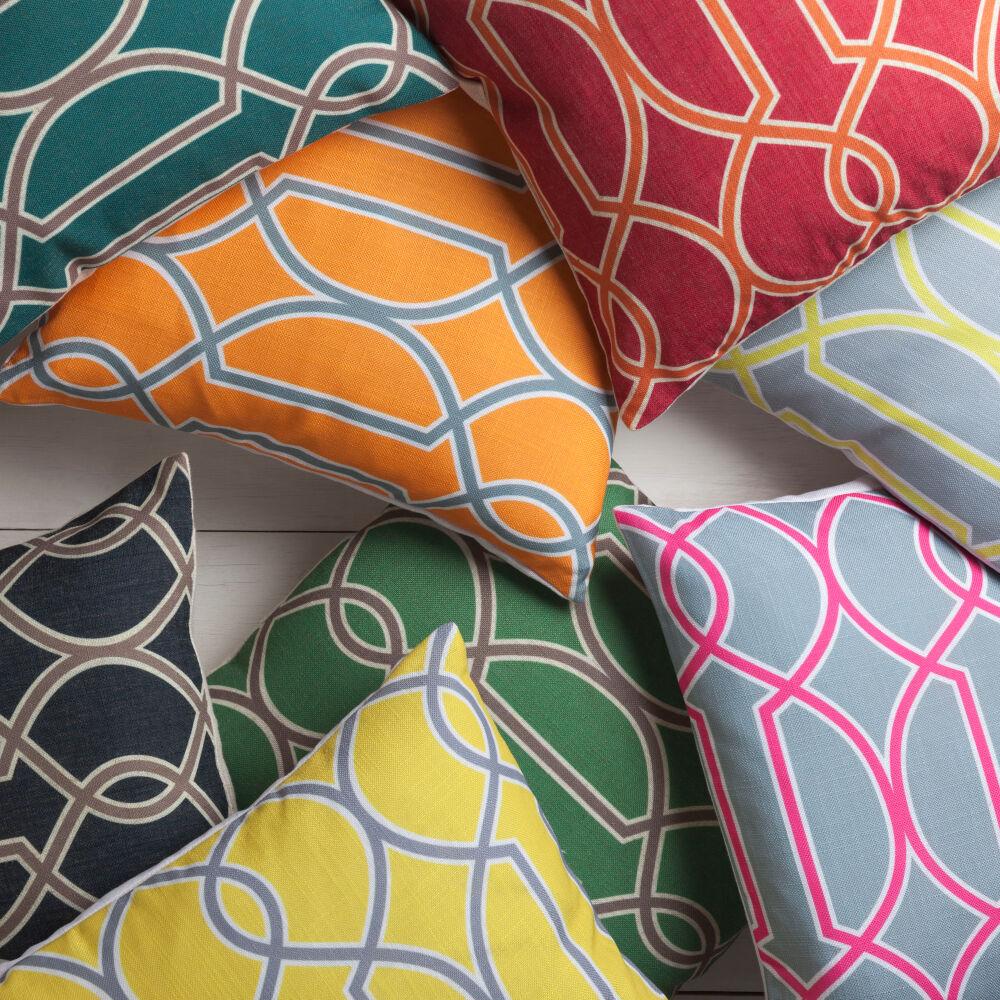 Surya Taylor FF-037 22"H x 22"W Pillow Kit
