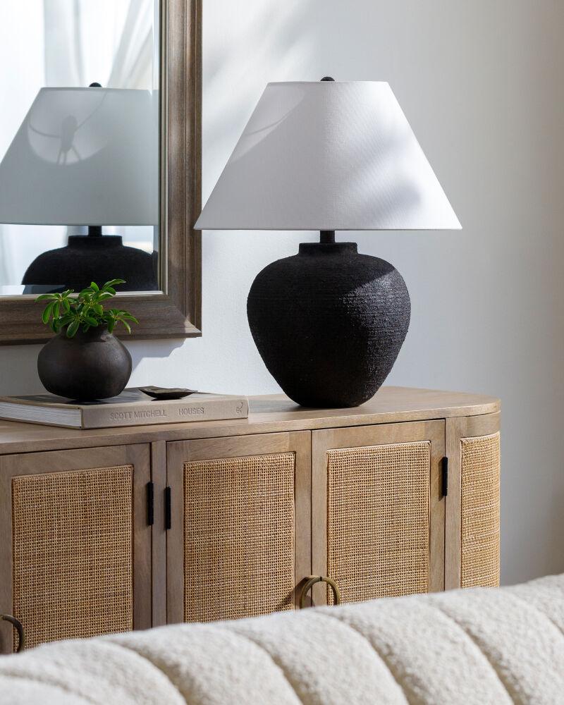 Livabliss Kaliyu KLU-001 23"H x 18"W x 18"D Table Lighting