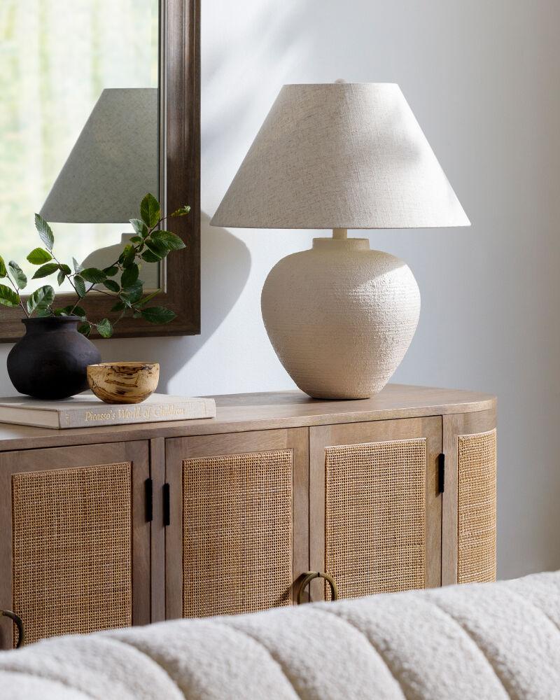 Livabliss Kaliyu KLU-002 23"H x 18"W x 18"D Table Lighting