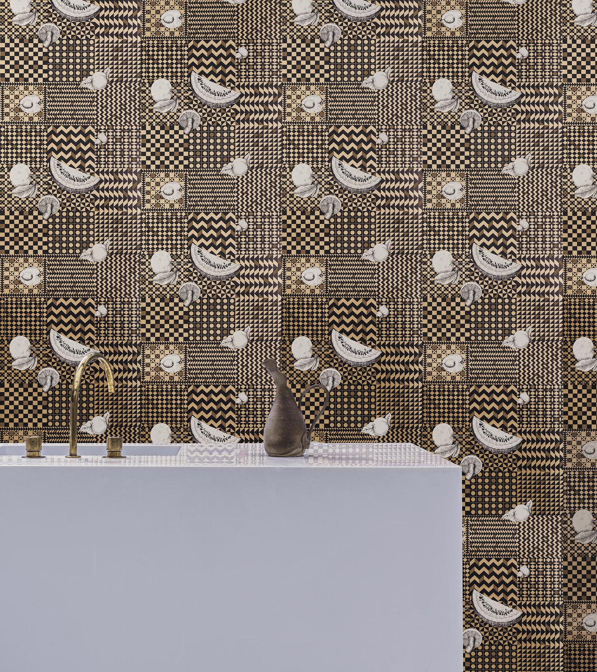 Cole & Son FRUTTA E GEOMETRICO GOLD Wallpaper