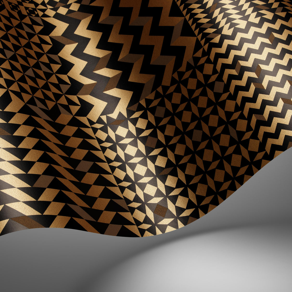 Cole & Son GEOMETRICO BLACK & GOLD Wallpaper