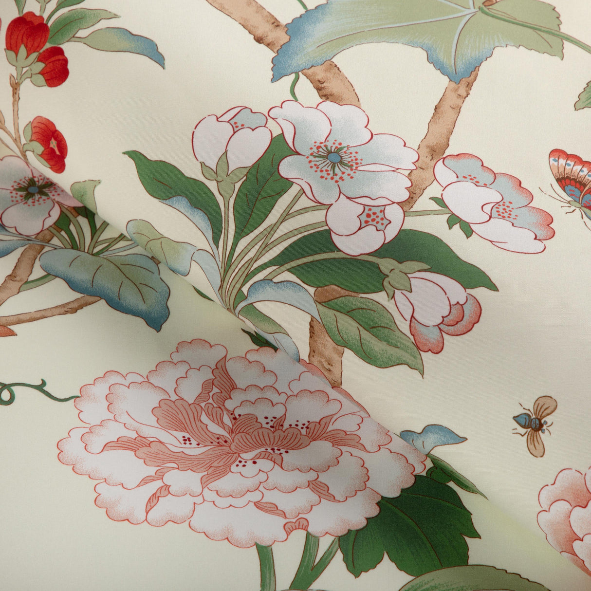 Lee Jofa GARDENIA PRINT RED/GREEN Fabric