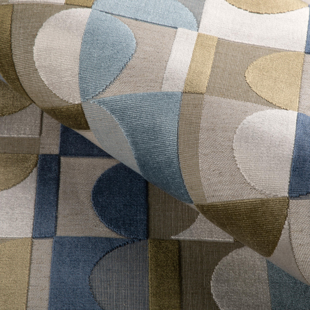 Kravet DESIGN 36990 315 Upholstery Fabric