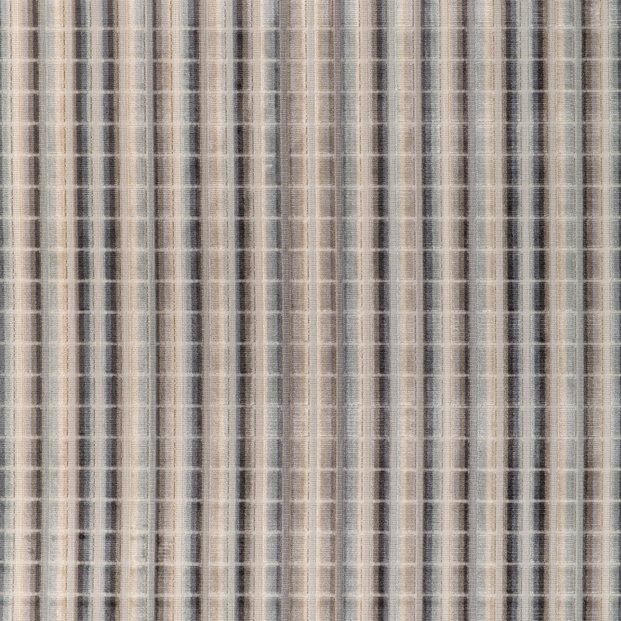 Kravet DESIGN 36992 1511 Upholstery Fabric