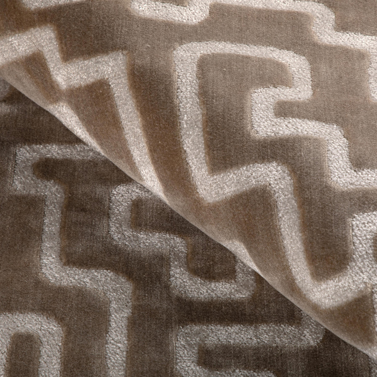Kravet DESIGN 37081 16 Upholstery Fabric