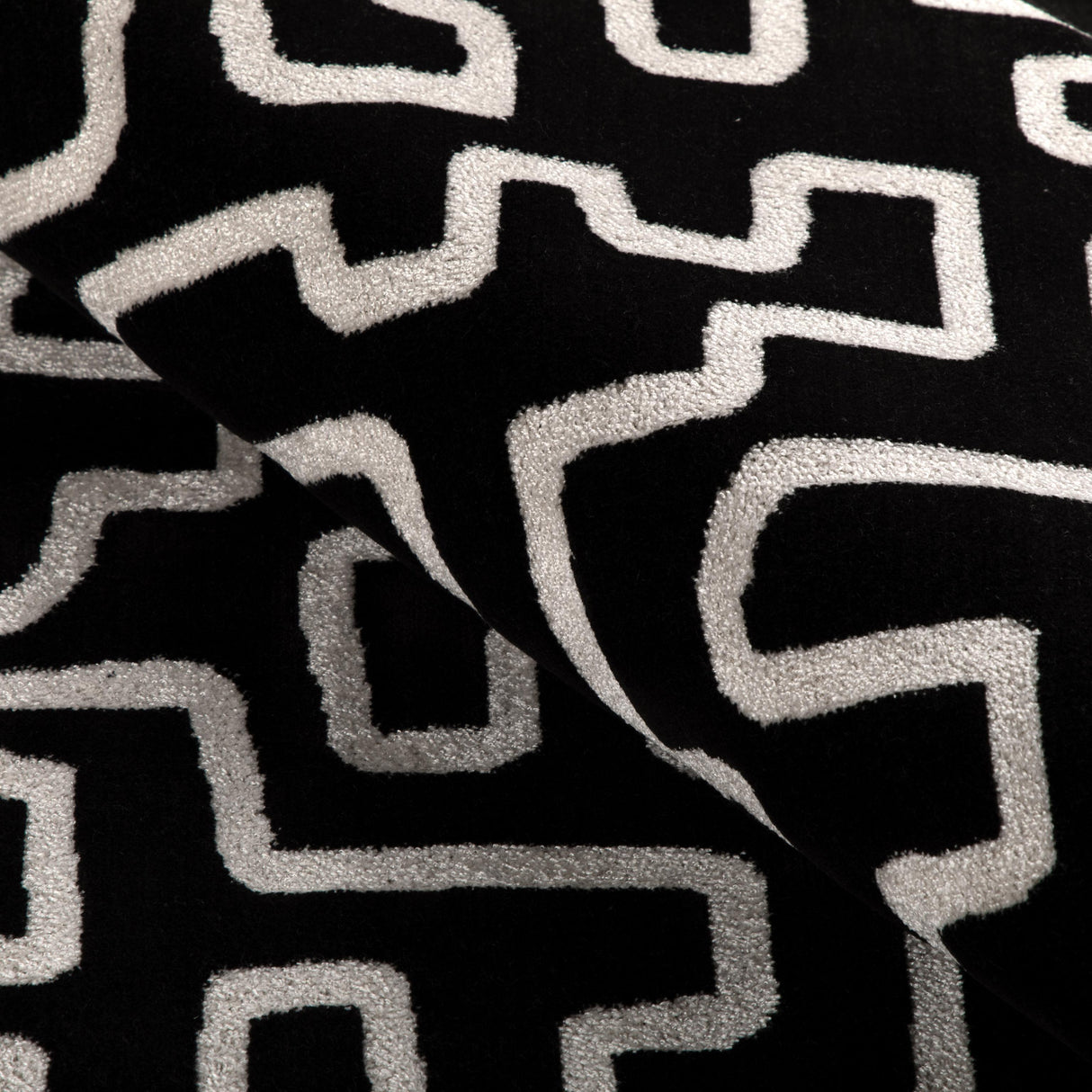 Kravet DESIGN 37081 8 Upholstery Fabric