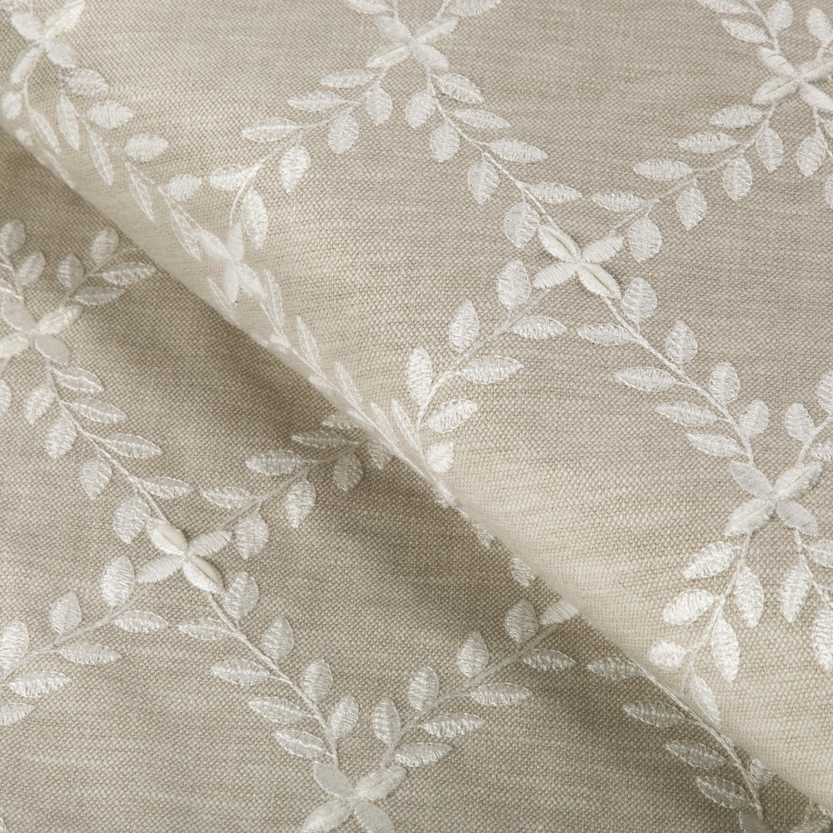 Kravet BASICS 37090 16 Fabric