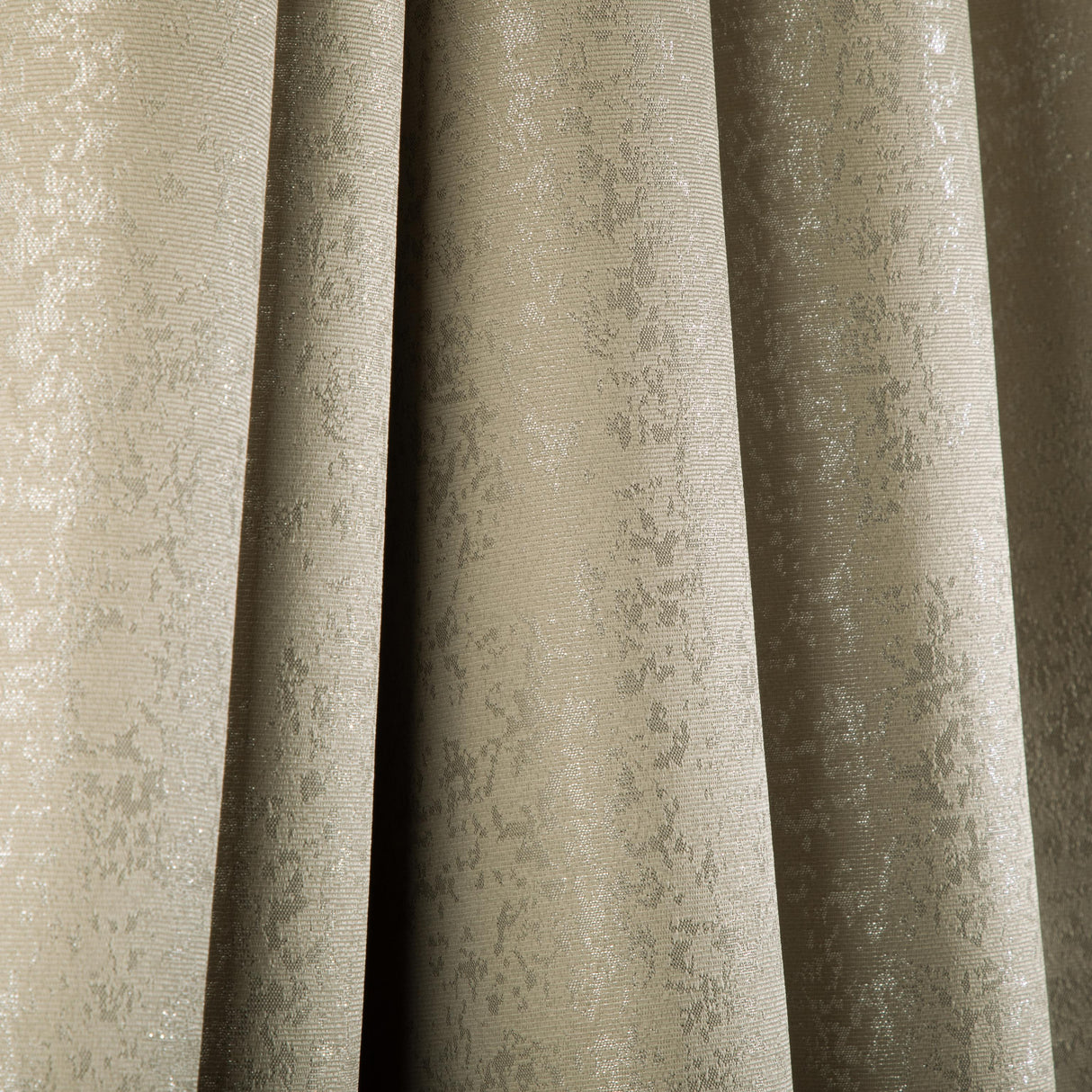Kravet CONTRACT 90002 16 Drapery Fabric
