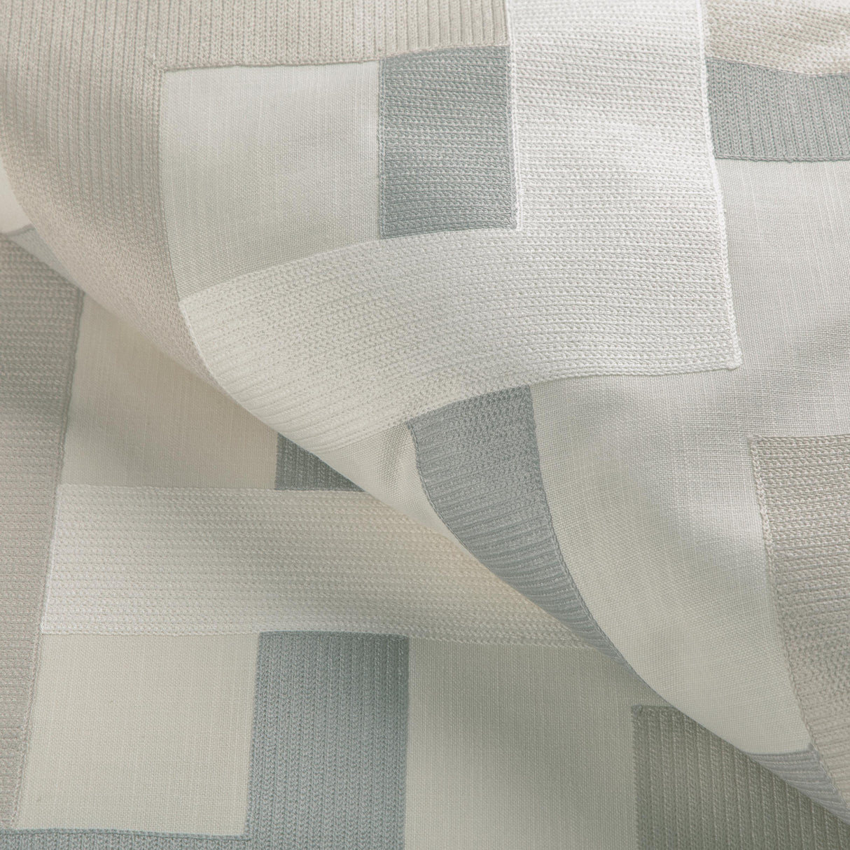 Kravet FARNSWORTH OYSTER Drapery Fabric