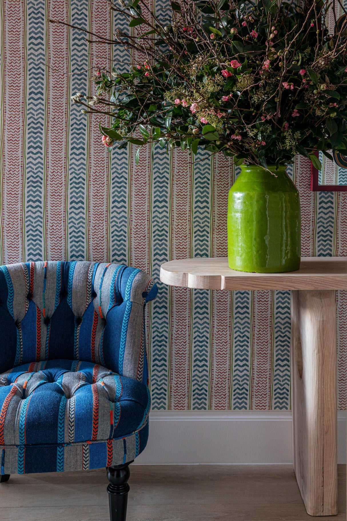 G P & J Baker WRIGGLE ROOM TEAL/SPICE Wallpaper