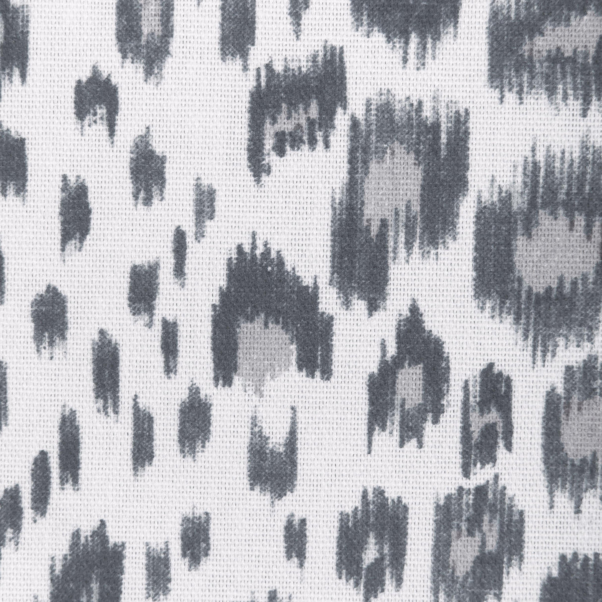 Kravet LEOPARDOS NICKEL Fabric