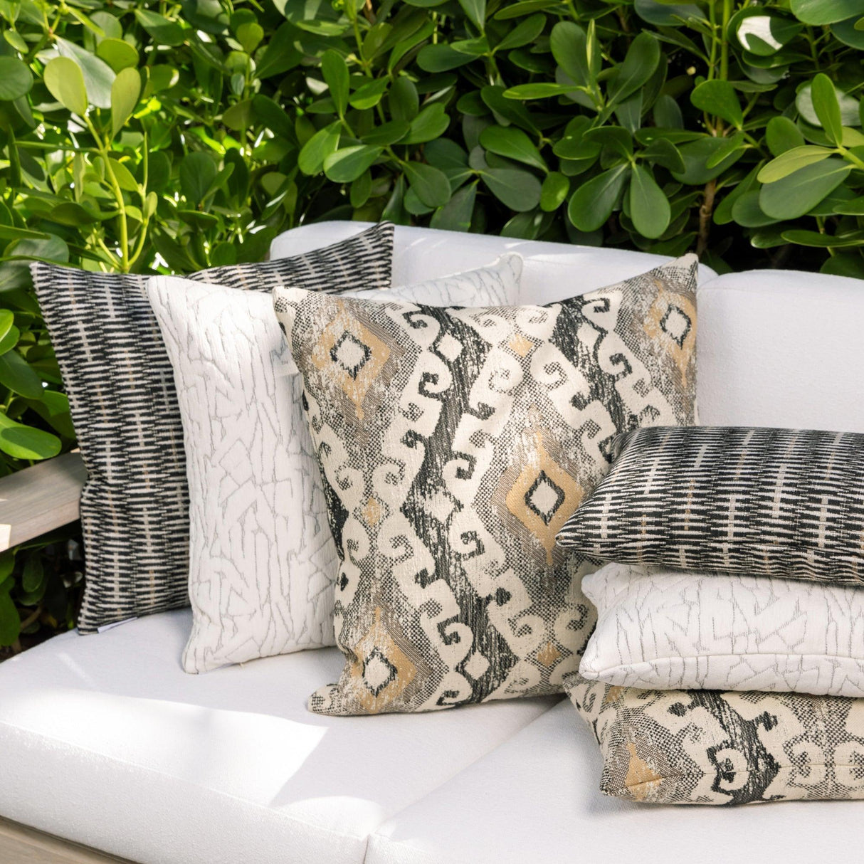 Elaine Smith Synchronize Ivory Ivory 12"x20" Decorative Pillow